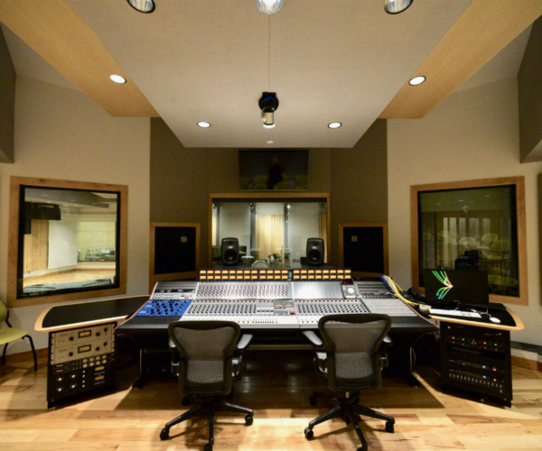 High-tech audio production facilities hitting campuses - University ...