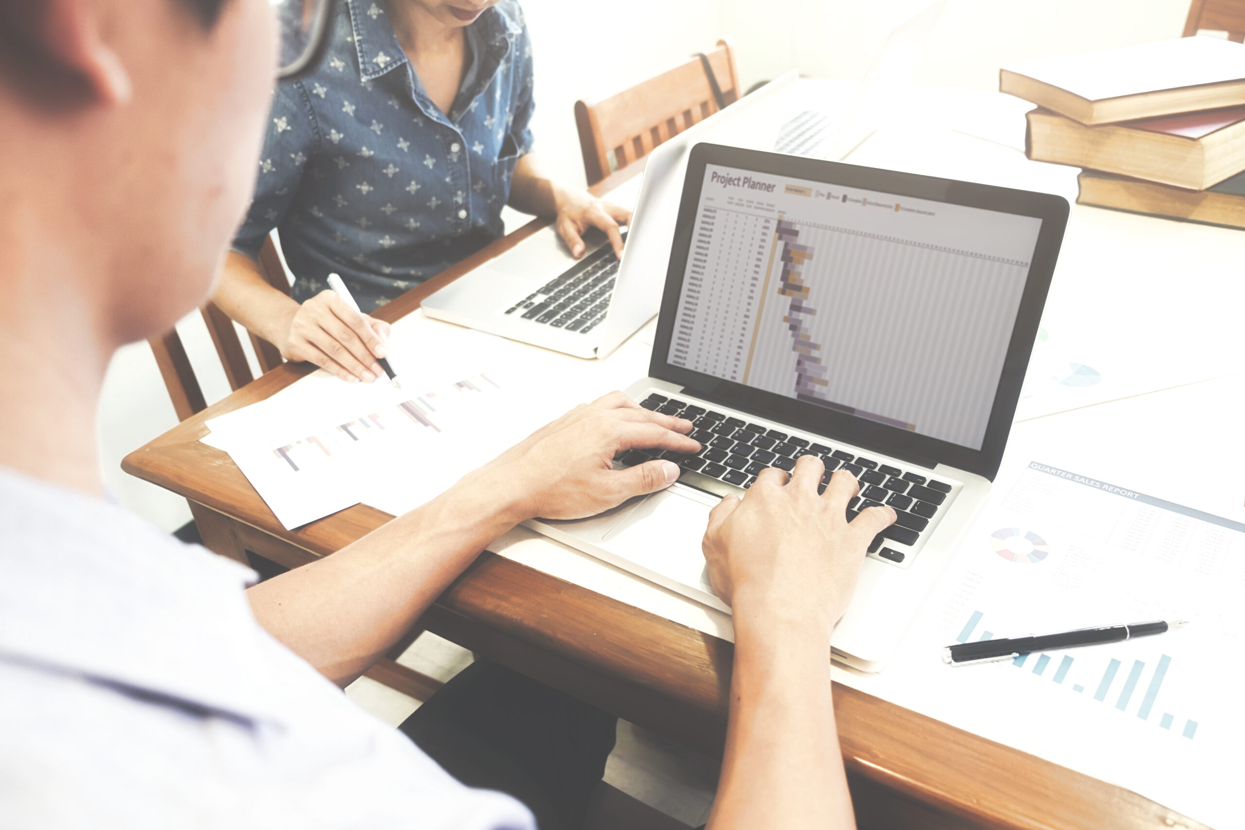 Because most of UMGC’s students work full time, UMGC offers various late-start courses. These include three or four start dates for undergraduates and two or three start dates for graduate students (depending on the term).