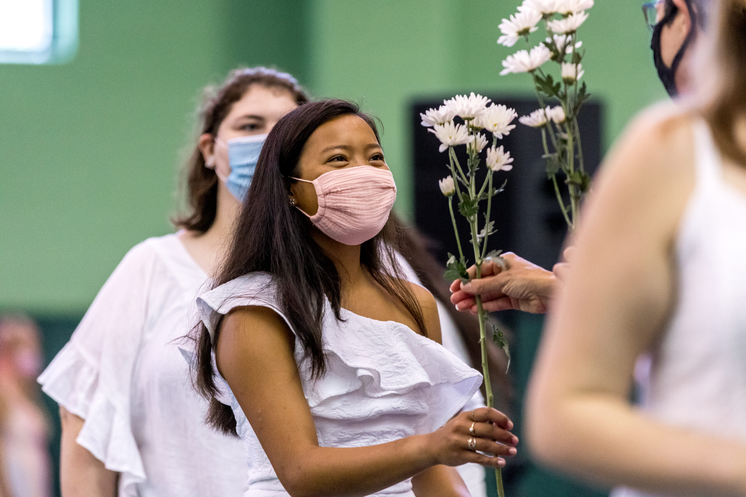 Students participate in Sweet Briar College's annual Daisy Ceremony.