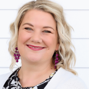 Headshot of Amber Garrison Duncan